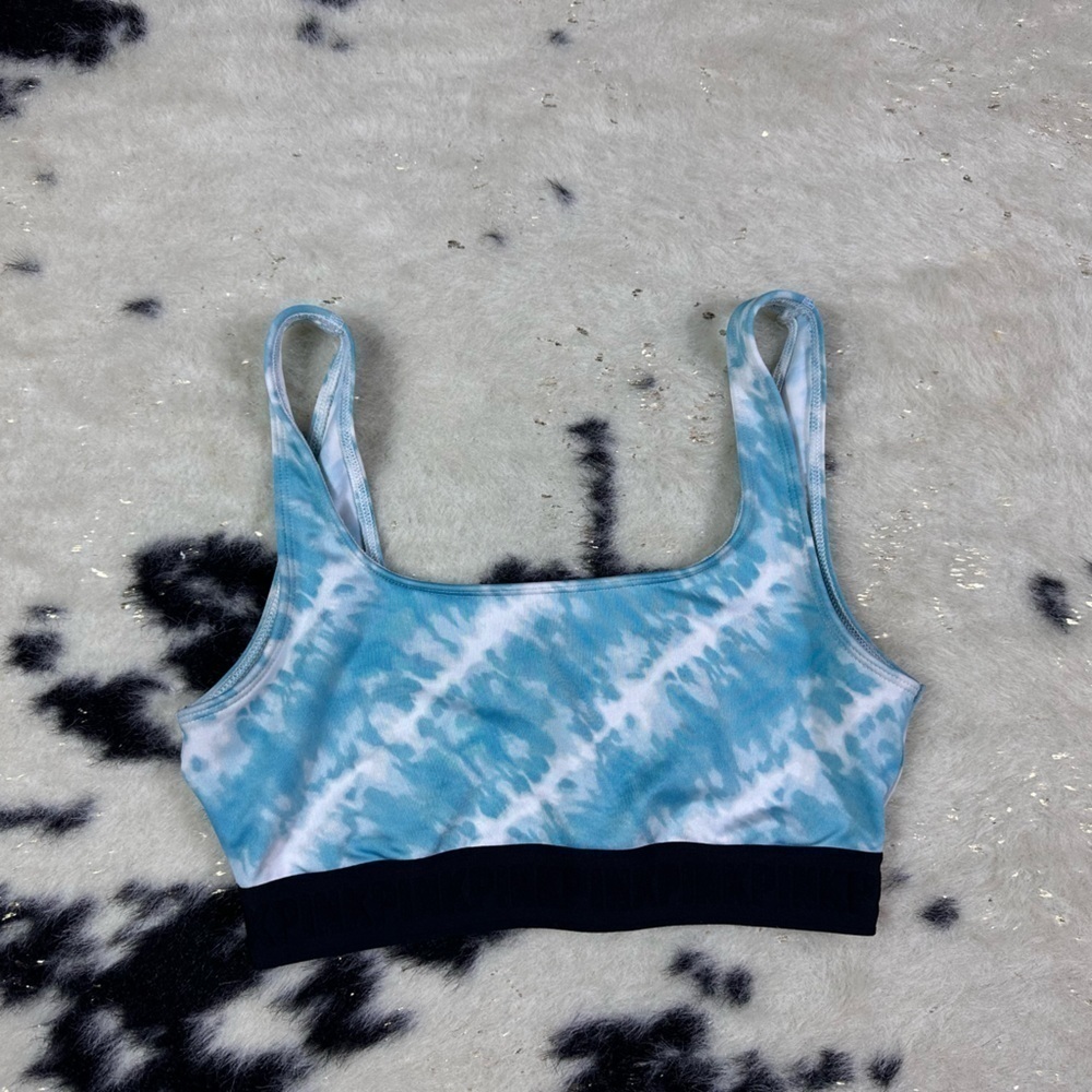 Pink by Victoria’s Secret Women’s Blue Tye Dye Ultimate Sports Bra Size Small